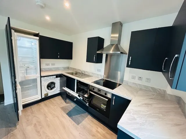 Clivemont Road, MAIDENHEAD, photo 1