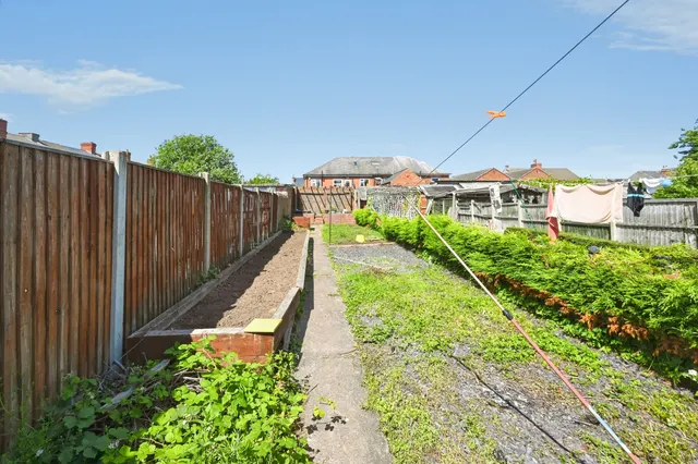 Victoria Road, Kirkby-In-Ashfield, NG17, photo 2