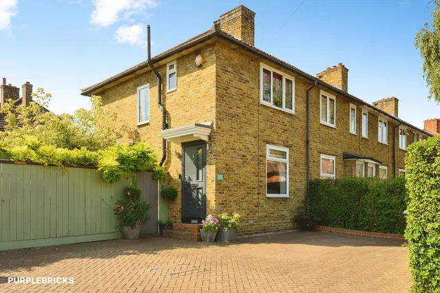 Shaftesbury Road, Carshalton, SM5, photo 1