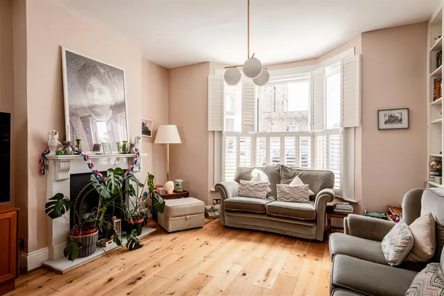 Askew Crescent, London, W12, photo 2