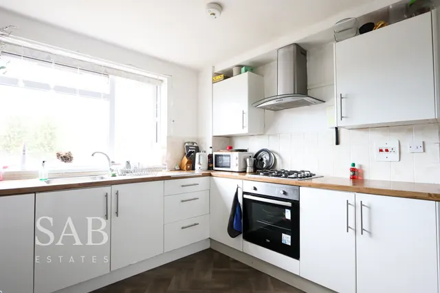 Union Road, Northolt, UB5, photo 1