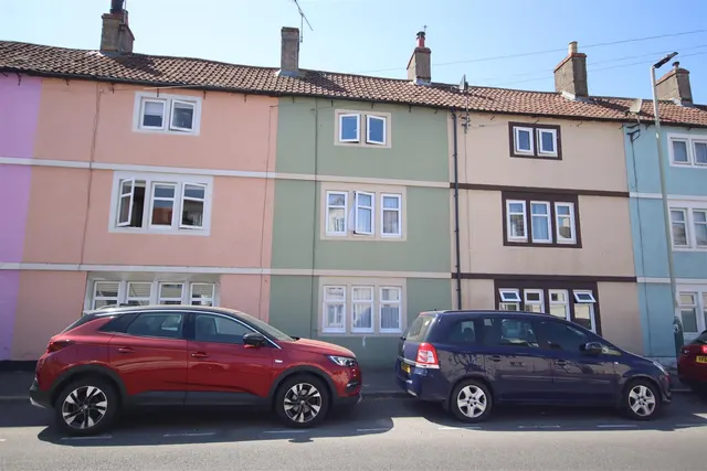 London Road, Chippenham, photo 2