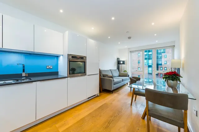 7 Turnberry Quay, London, London, E14 9GH, photo 1