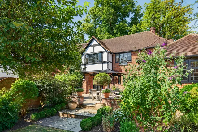 Burchetts Green Lane, Burchetts Green Maidenhead, SL6, photo 2