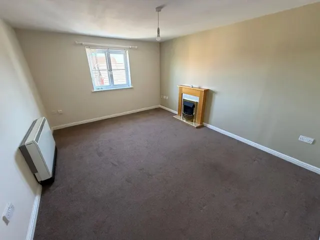 Photo 2 — Town Lands Close, Wombwell, Barnsley, S73