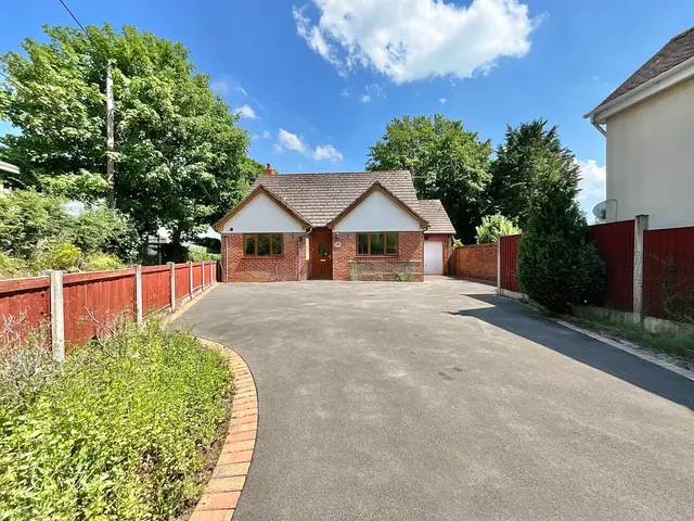 Leek Road, Cheadle, ST10, photo 1