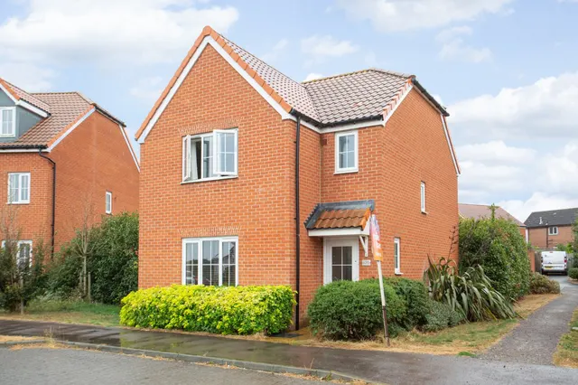 Central Boulevard, Aylesham, CT3, photo 1