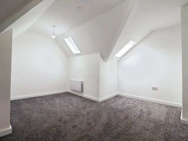 Holton Road, Barry, CF63, photo 3