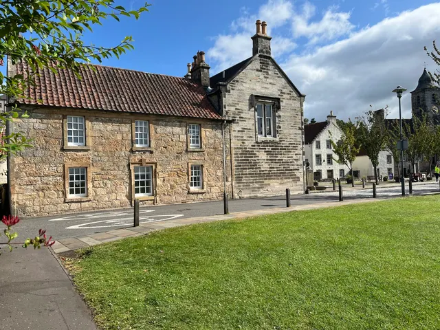 16 Sandhaven, Culross, Dunfermline, Fife, KY12 8JG, photo 1