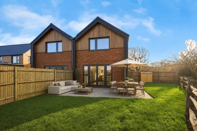 The Paddock, Upper Dicker, Hailsham, photo 1