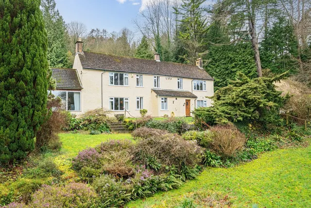Leckhampton Hill, Cheltenham, GL53, photo 1