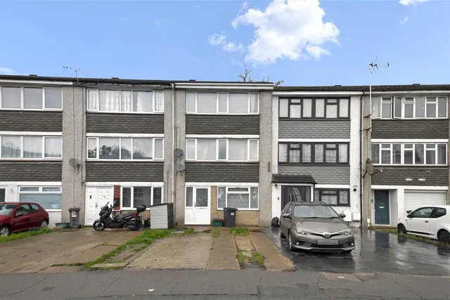 Convent Way, Southall, photo 1