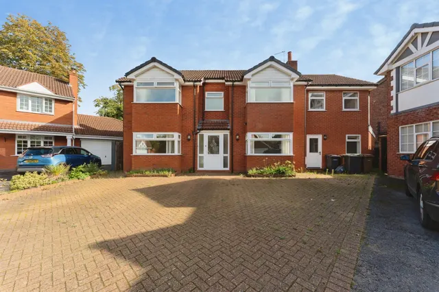 Sylvandale Grove, Wirral, CH62, photo 1