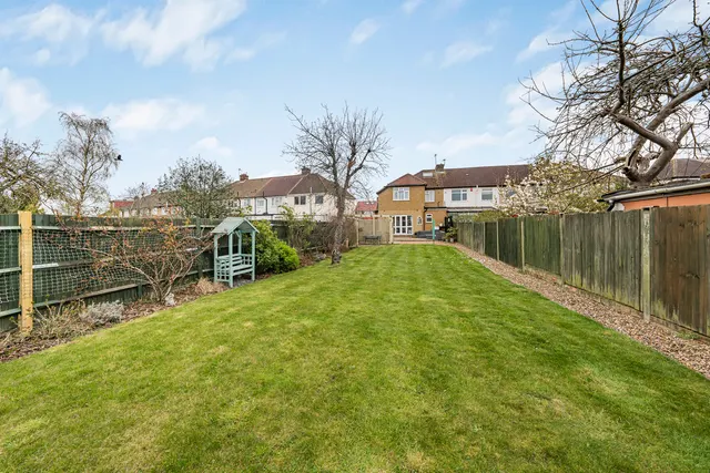 Photo 3 — Woodcroft Crescent, Hillingdon, UB10