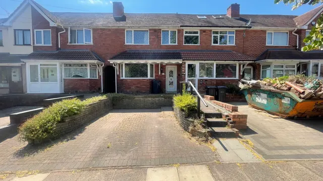 Aldridge Road, Great Barr, Birmingham, photo 1