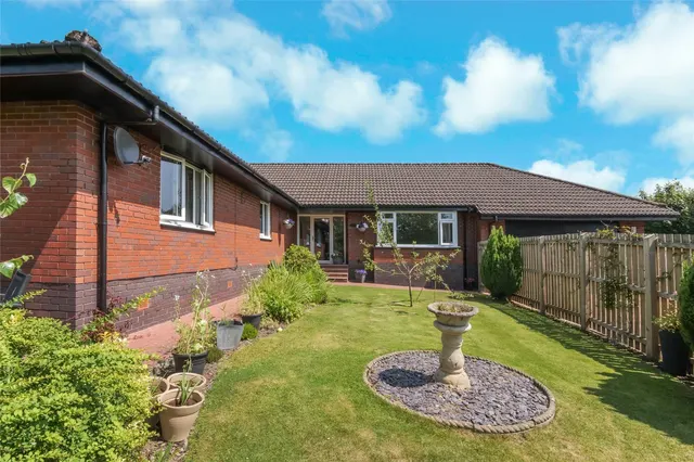 Wishaw, North Lanarkshire, ML2, photo 1