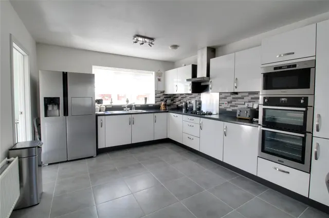 Photo 2 — St. Catherine Road, Basingstoke, Hampshire, RG24 9XG