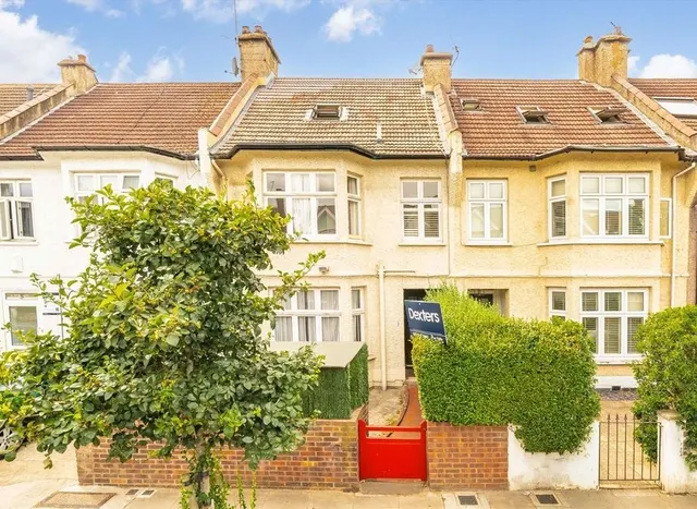 Wormholt Road, Shepherds Bush, W12, photo 1