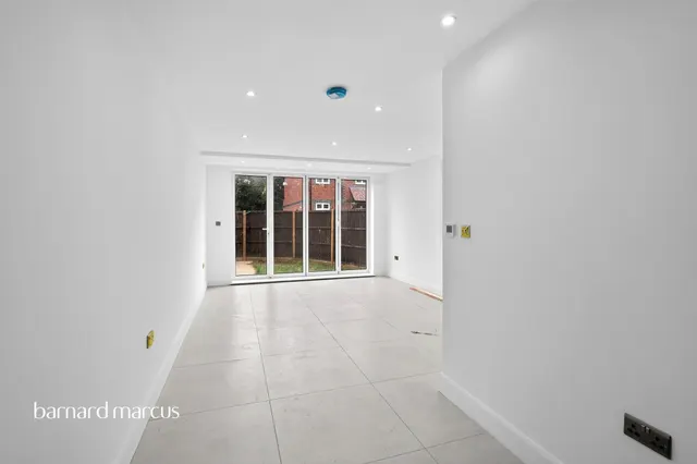 Kingswood Way, South Croydon, photo 1
