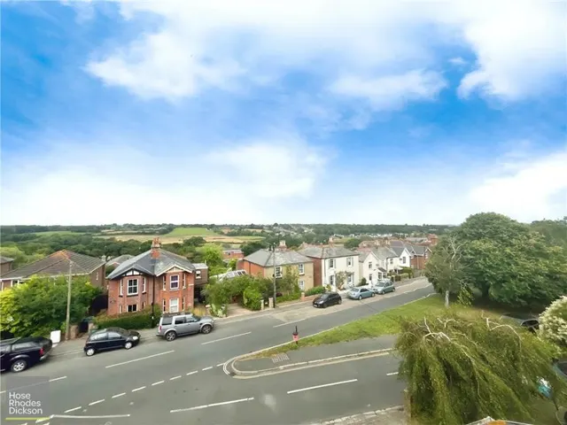 Nettlestone Green, Seaview, PO34, photo 3