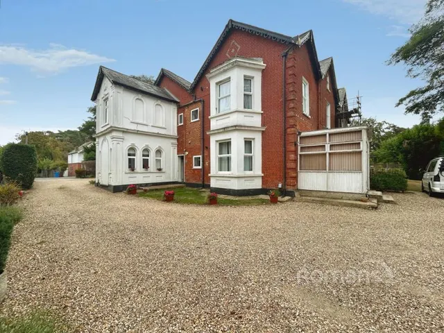 Reading Road South, Fleet, GU52, photo 2