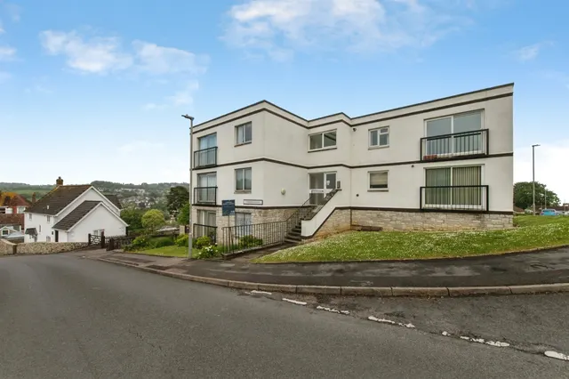 Clappentail Lane, Lyme Regis, photo 1