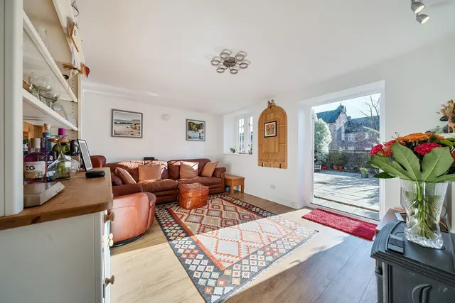 Lower Chapel Court, South Horrington Village, BA5, photo 2