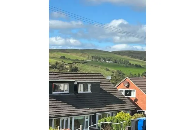 St. Thomas's Road, Rossendale, BB4, photo 2