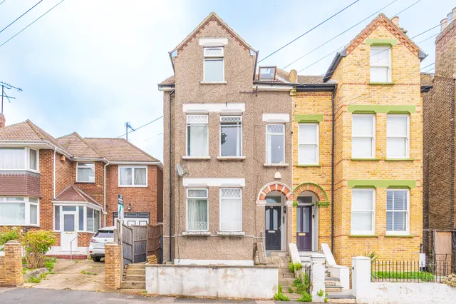 Flat 1, 12 Dale Park Road, London, photo 1