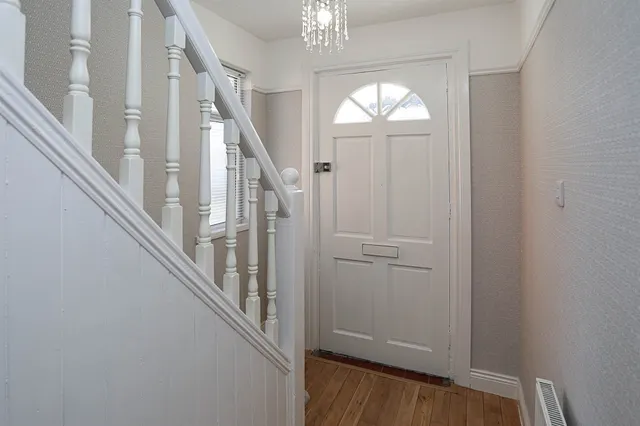 Loopland Drive, Belfast, BT6, photo 3