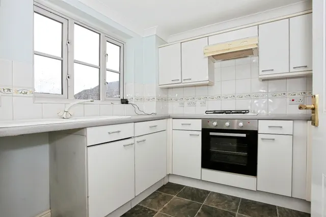 Turnstone Way, Peterborough, PE2, photo 2