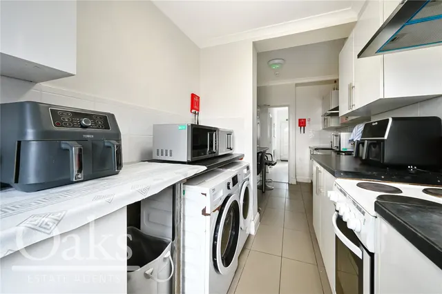 Stockport Road, Streatham Vale, SW16, photo 3