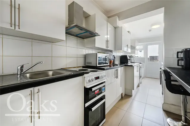 Stockport Road, Streatham Vale, SW16, photo 2