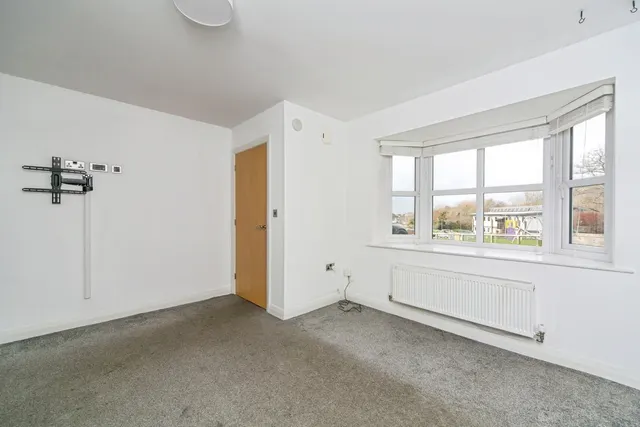 Lon Parciau, Llandudno Junction, LL31, photo 2