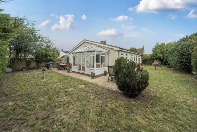 Silver Street, Great Barford, photo 1