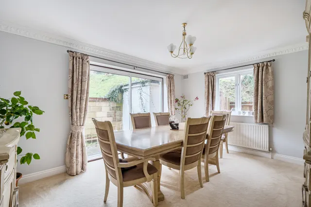 Deerswood Close, Caterham, CR3, photo 2