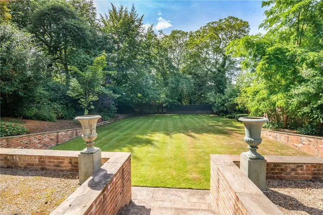 Photo 3 — North Lodge, Main House, North Street, Ripon, North Yorkshire, HG4 1HJ