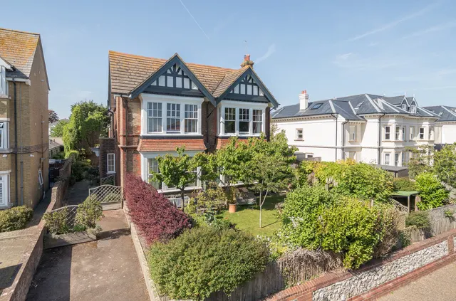 Shelley Road, Worthing, BN11, photo 1