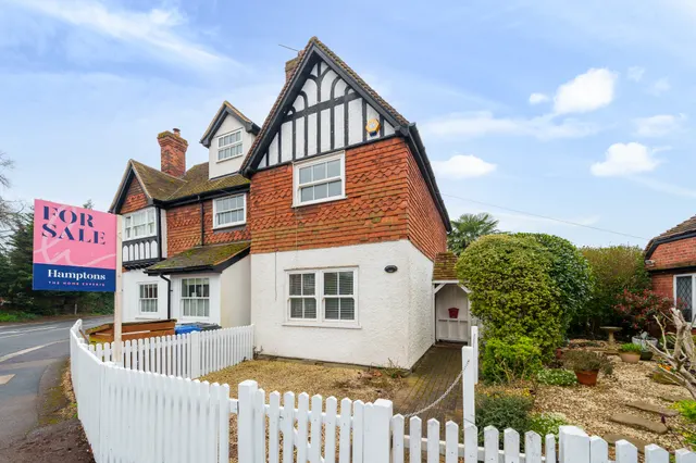 Courthouse Road, Maidenhead, SL6, photo 1