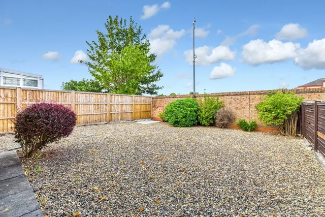 Loxley Close, York, YO30, photo 2