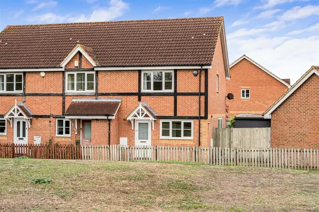 Gowings Green, Cippenham, photo 1