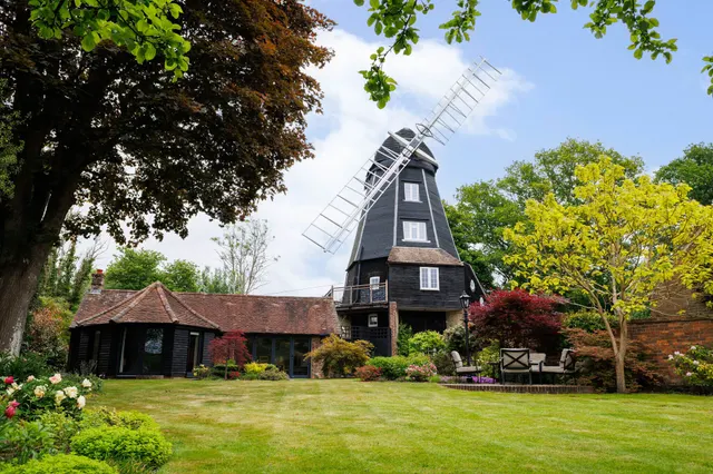 The Hollow, West Chiltington, RH20, photo 1