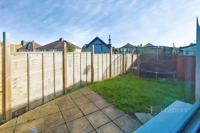 Coulsdon Road, Caterham, CR3, photo 2