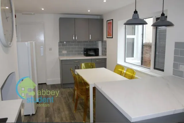 West Lorne Street, Chester, CH1, photo 3