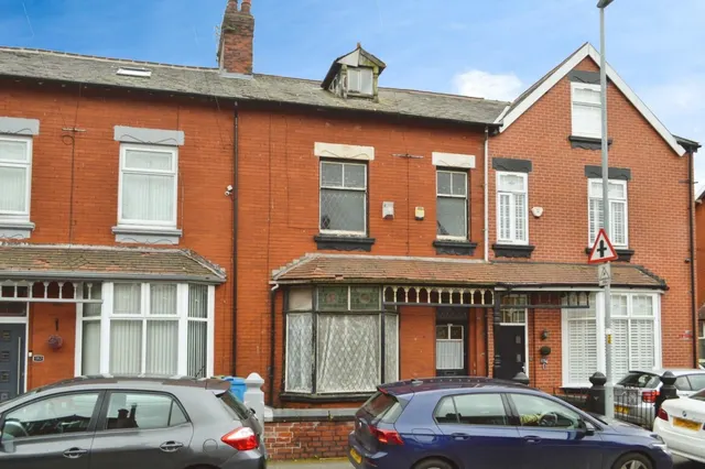 Frederick Street, Oldham, photo 1