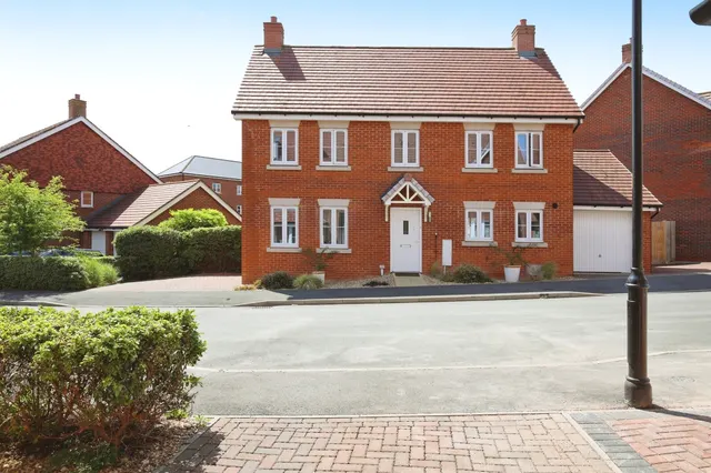 Beckingham Road, Amesbury, SP4, photo 1