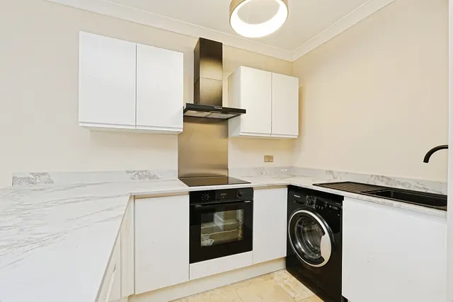 Croydon Road, Keston, BR2, photo 2