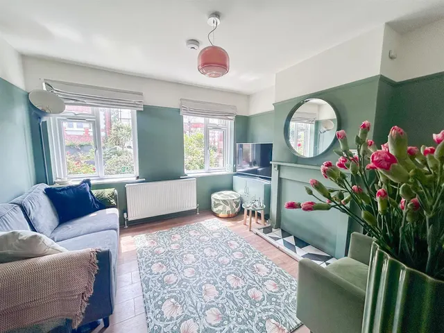 Sedgewick Road, Bexhill-On-Sea, TN40, photo 2
