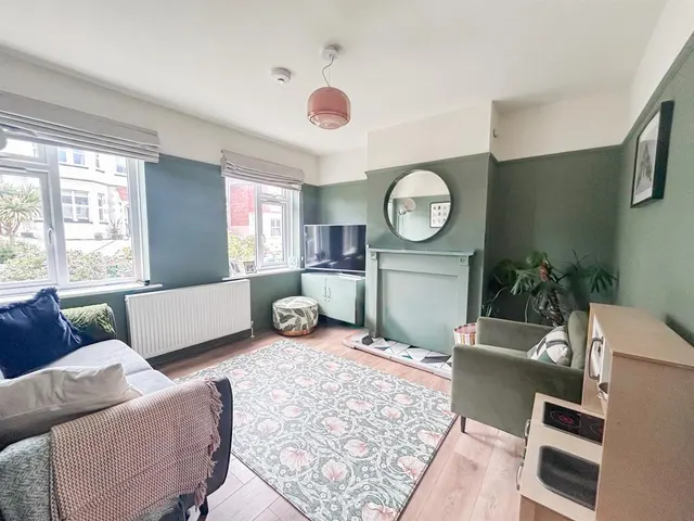 Sedgewick Road, Bexhill-On-Sea, TN40, photo 3