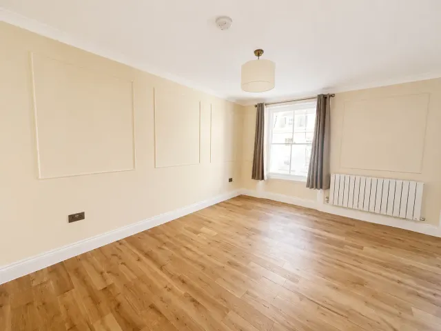 Gloucester Street, London, SW1V, photo 2